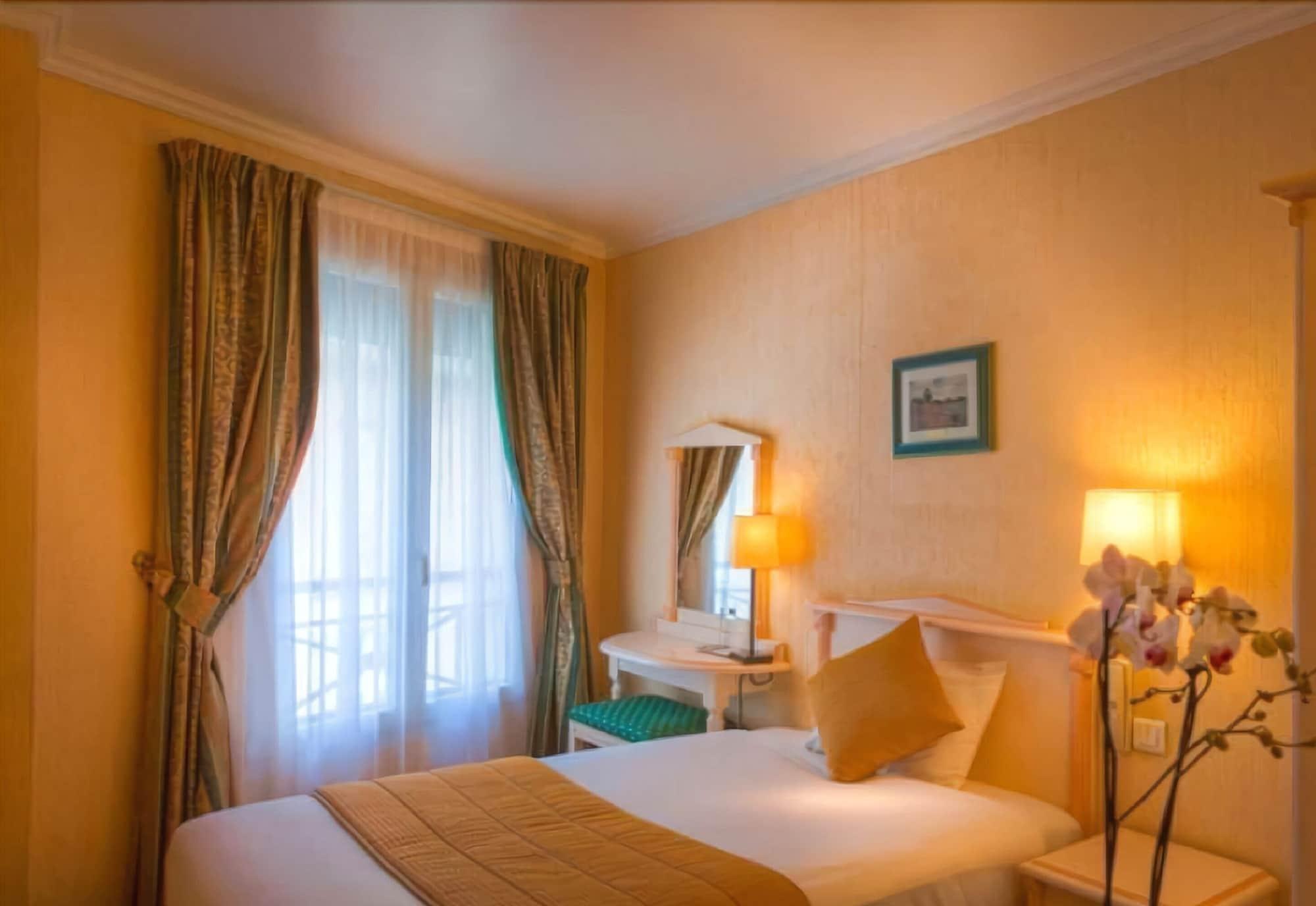 Hotel Louvre Sainte Anne Paryż Zewnętrze zdjęcie