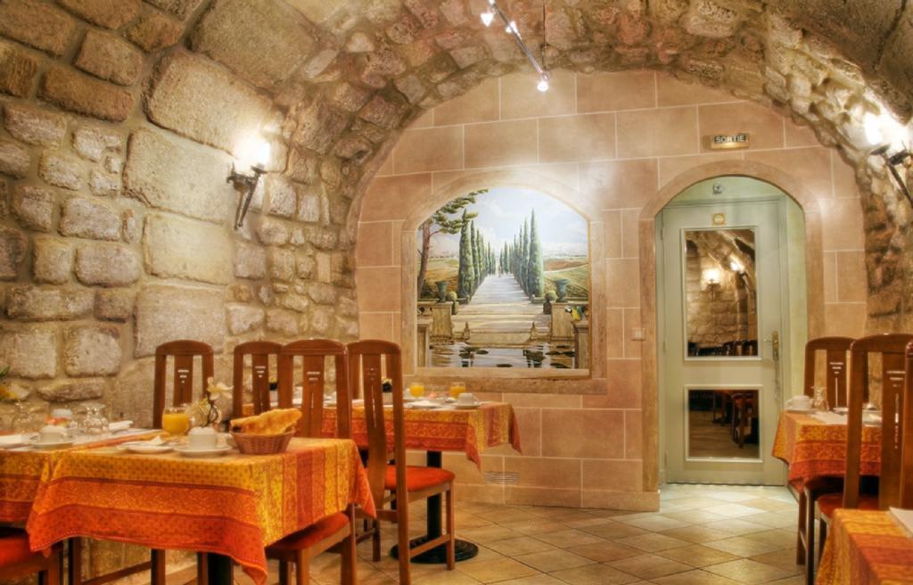 Hotel Louvre Sainte Anne Paryż Restauracja zdjęcie