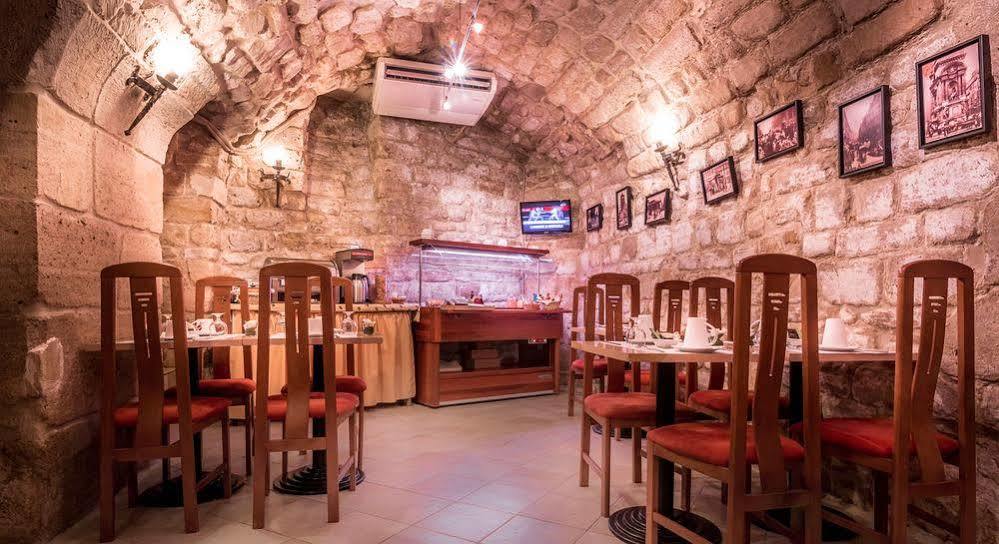 Hotel Louvre Sainte Anne Paryż Zewnętrze zdjęcie